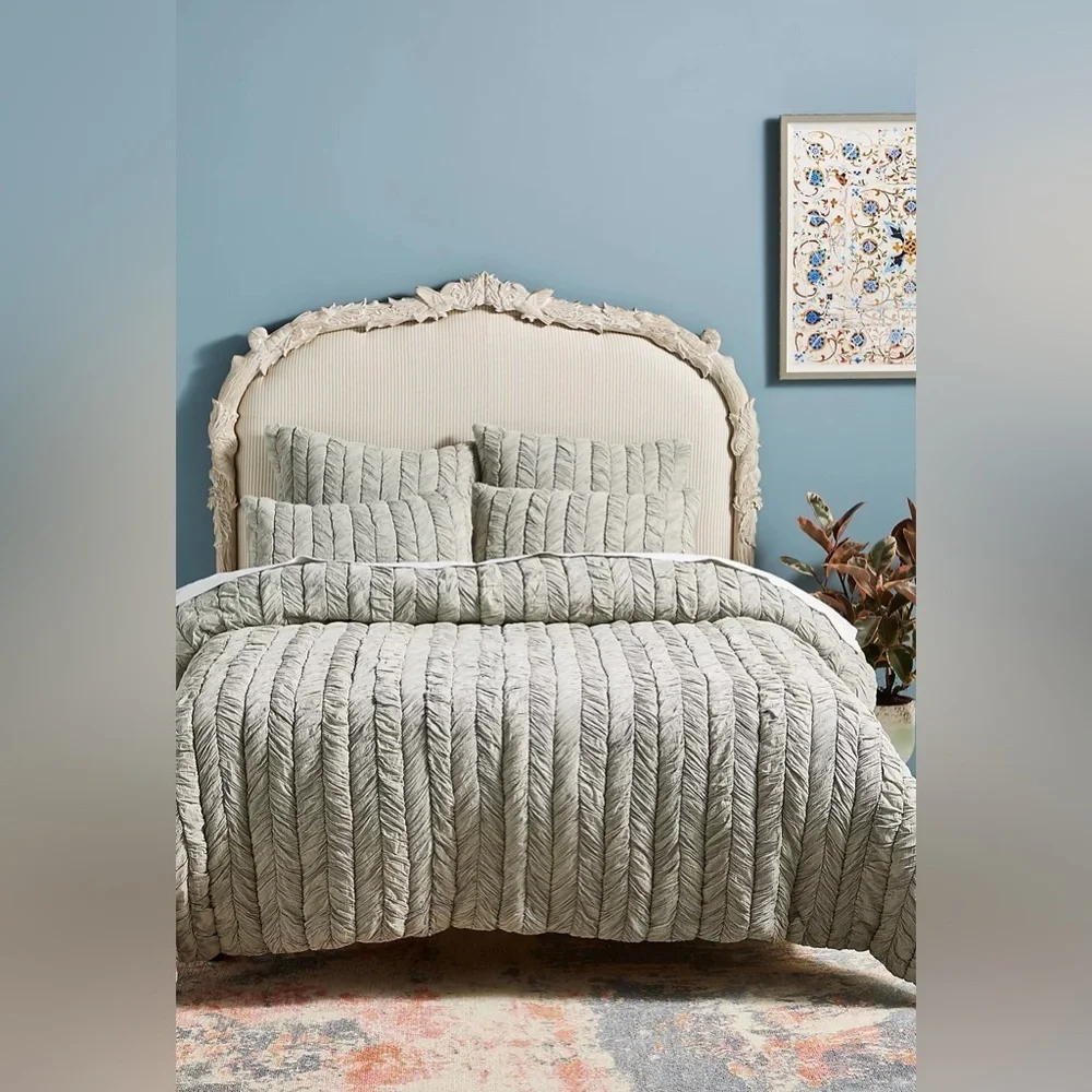 Anthropologie Ruched Voile Vienna Quilt Size Full NWT